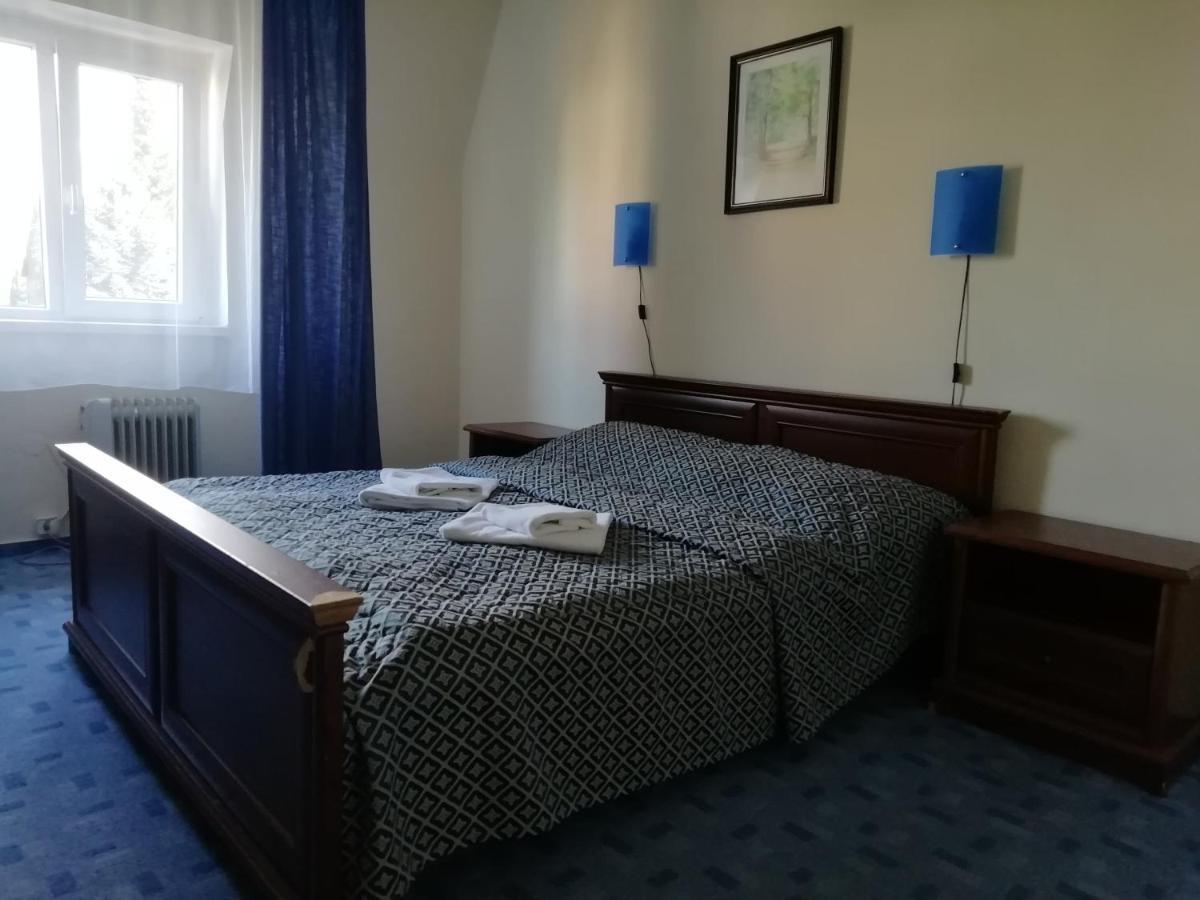 Villa Andy Prague Extérieur photo