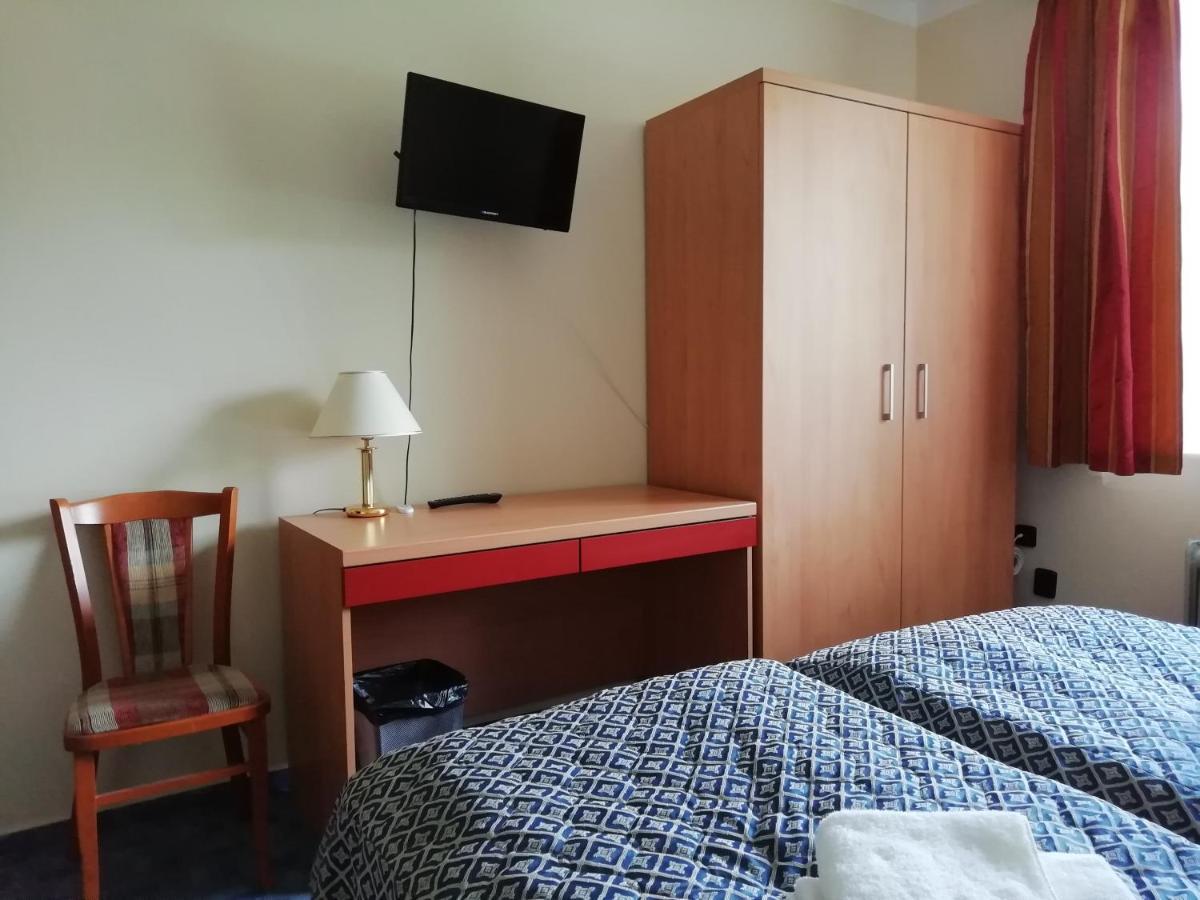 Villa Andy Prague Extérieur photo